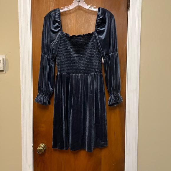 Black Tape_ Dresses & Skirts - 🆕 Black Tape Elegant Blue faux Velvet Dress. S